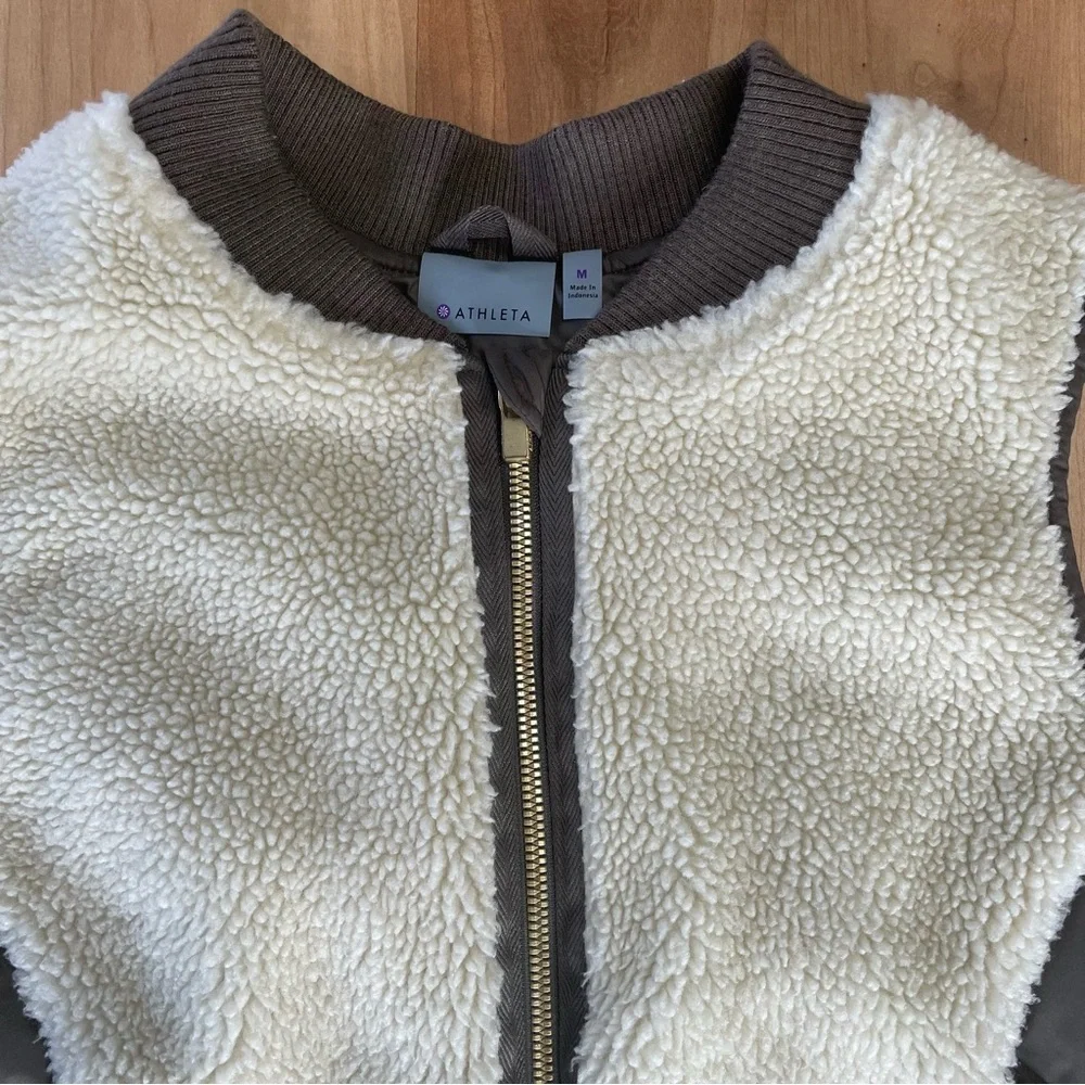 Athleta Responsible Tundra Down Puffer Shearling Vest